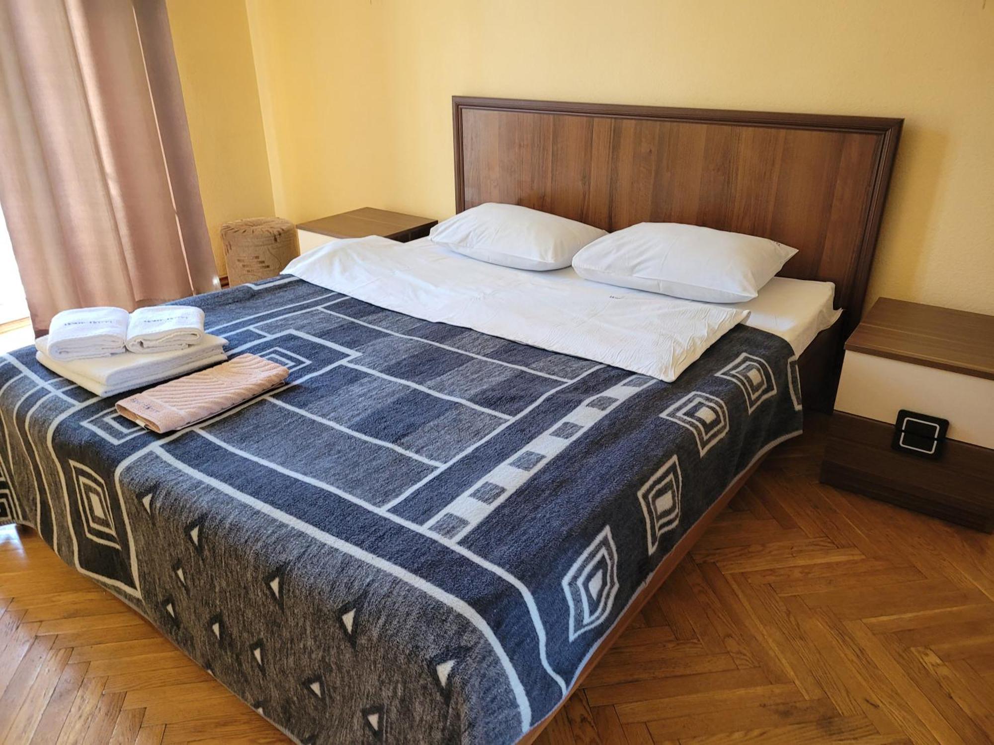 Home Hotel Apartments On Khreshchatyk Area Kyiv Exterior foto