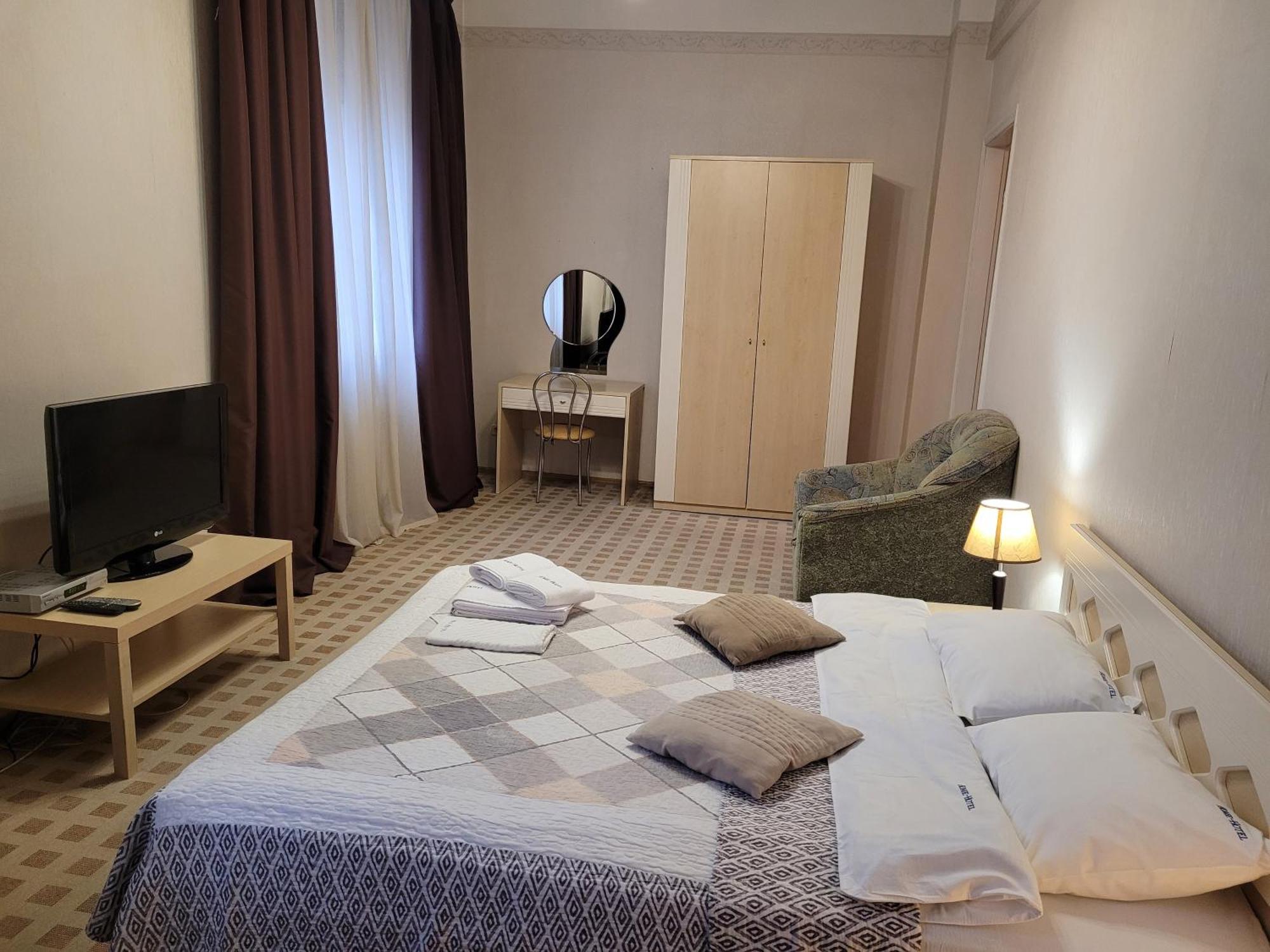 Home Hotel Apartments On Khreshchatyk Area Kyiv Exterior foto