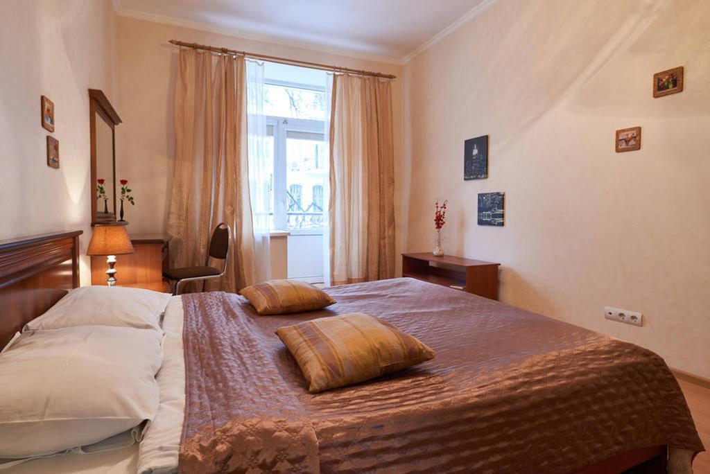Home Hotel Apartments On Khreshchatyk Area Kyiv Exterior foto