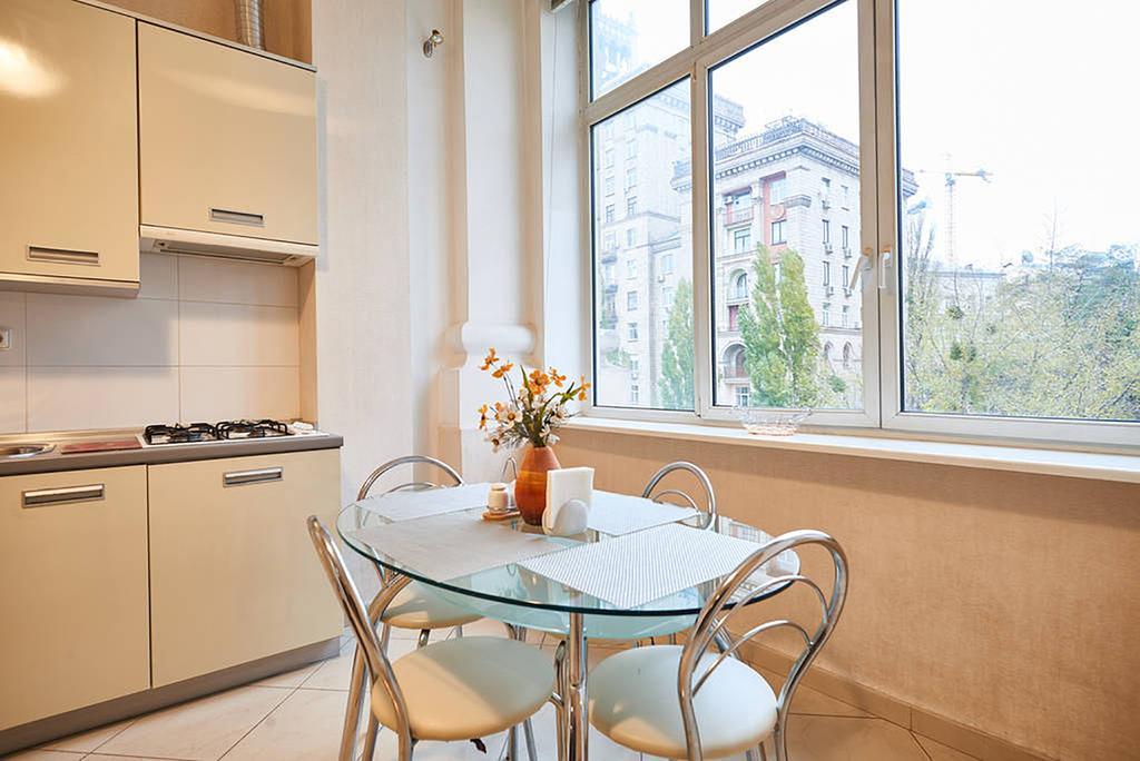 Home Hotel Apartments On Khreshchatyk Area Kyiv Exterior foto
