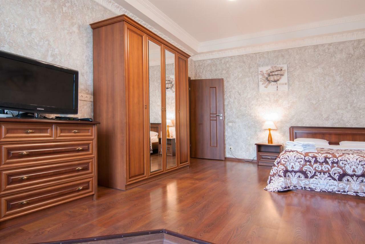Home Hotel Apartments On Khreshchatyk Area Kyiv Exterior foto